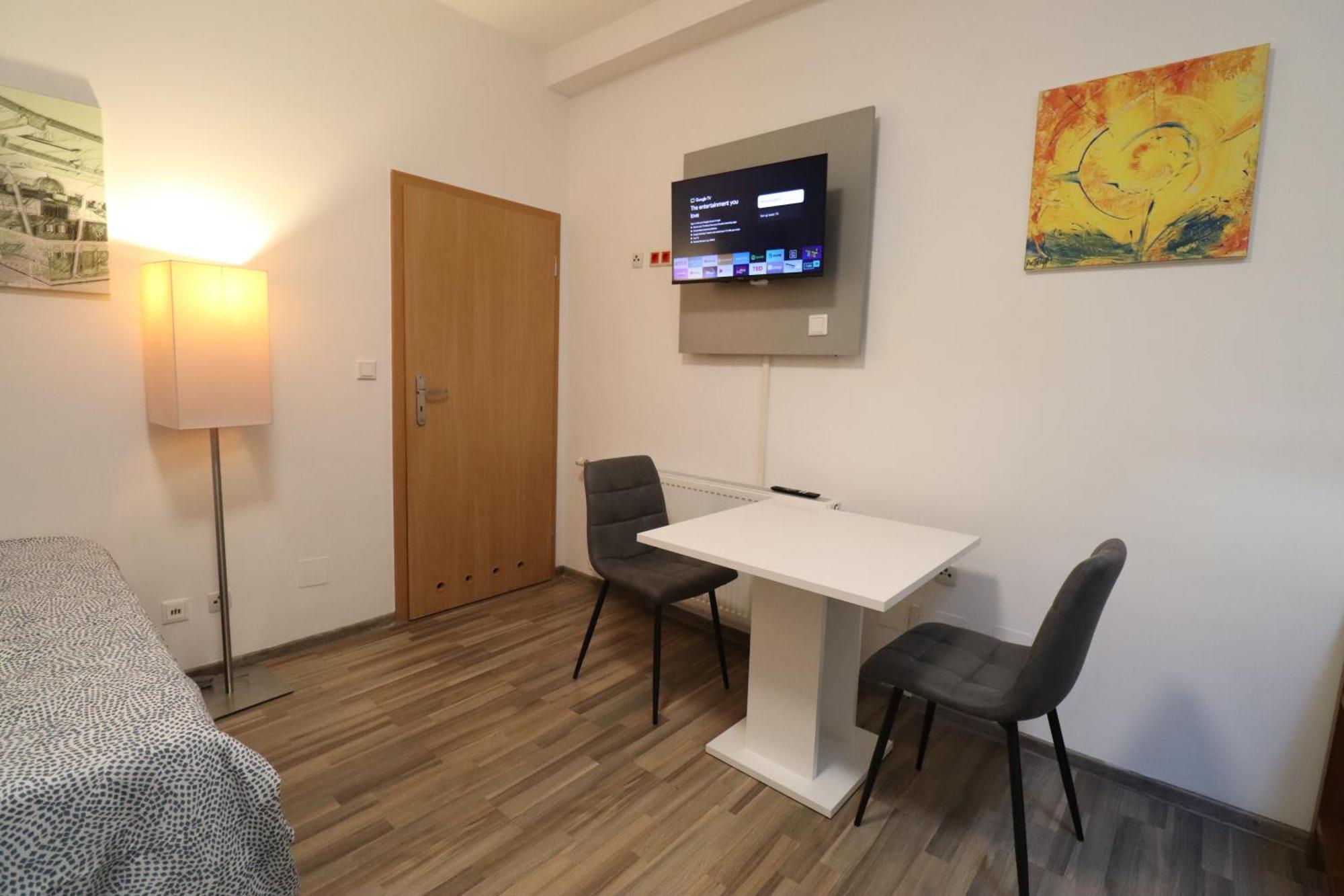 Grey Palazzo 1050 Vienna Apart otel Dış mekan fotoğraf